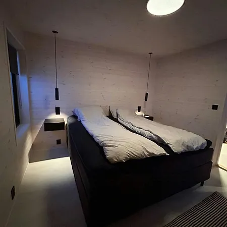 Modern With A Personal Touch Σπίτι διακοπών Σόγκνταλ